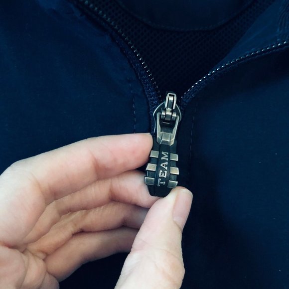 ADIDAS | University of Michigan Convertible Coaches Jacket Team Performance - Picture 5 of 11